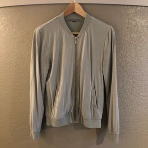 Tart lightweight bomber